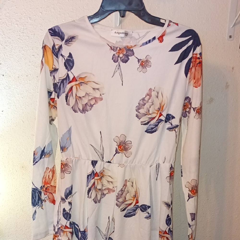 Angashion White Floral Dress
